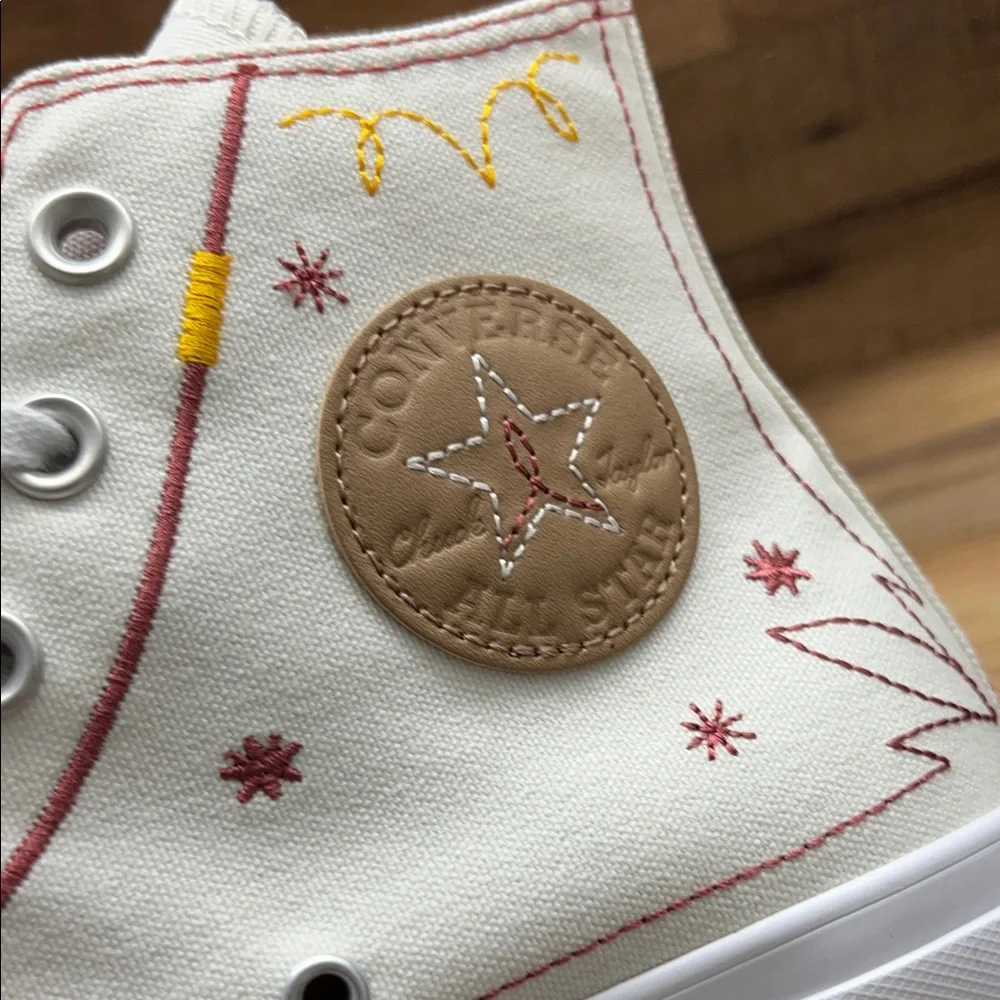 Converse White and Red Star High-Top platform Sneakers